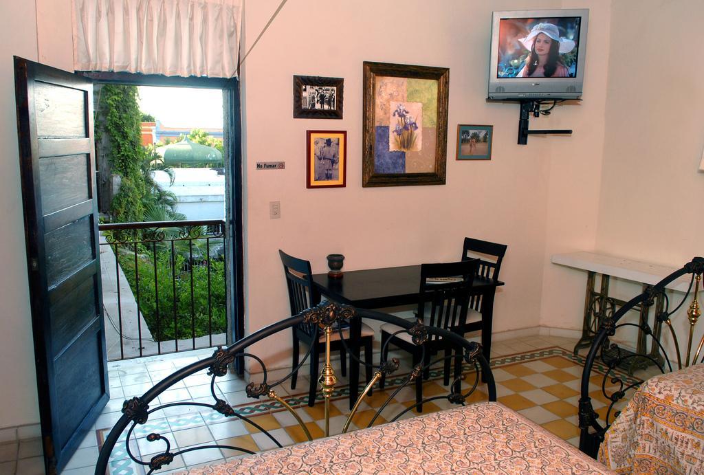 Hotel Machado Mazatlan Exterior photo