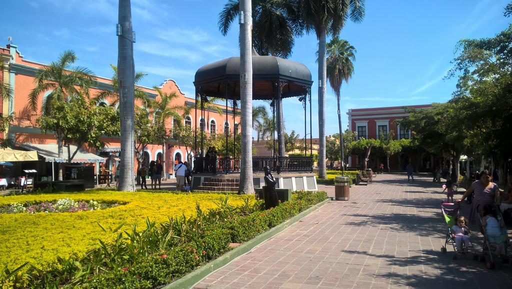 Hotel Machado Mazatlan Exterior photo